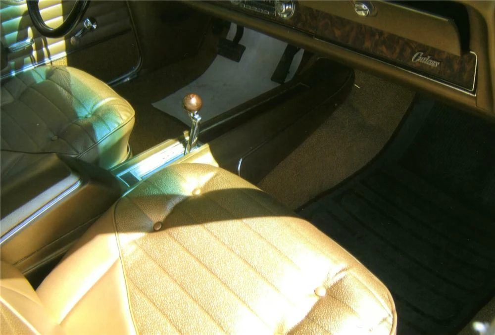 1970 Oldsmobile Cutlass 3rd Gen - Image 4 of 4