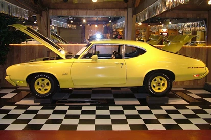 1970 Oldsmobile Cutlass 3rd Gen - Image 2 of 3