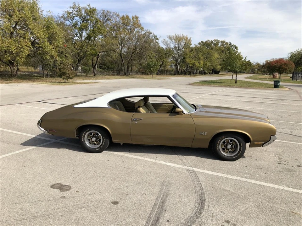 1970 Oldsmobile 442 2nd Gen - Image 3 of 9