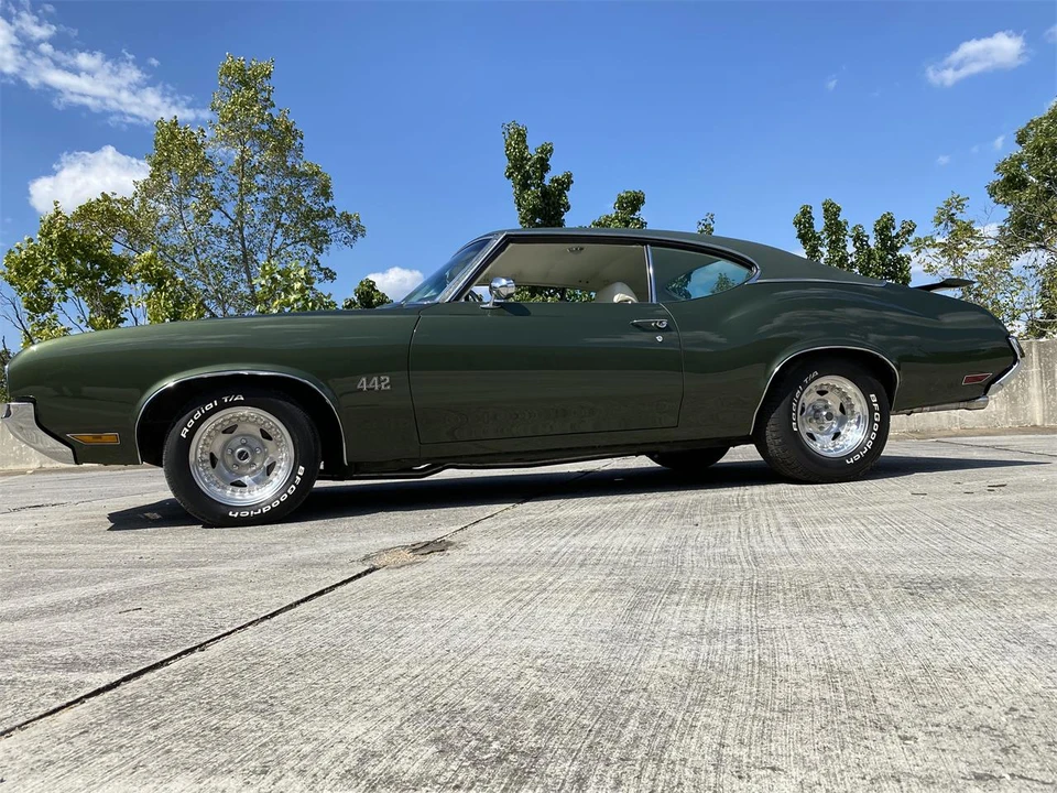 1970 Oldsmobile 442 2nd Gen - Image 2 of 31