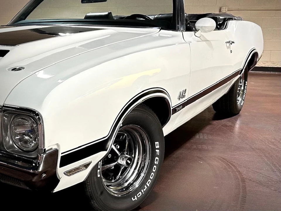 1970 Oldsmobile 442 2nd Gen - Image 9 of 31