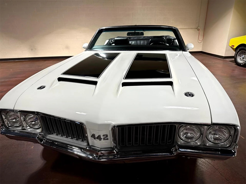 1970 Oldsmobile 442 2nd Gen - Image 13 of 31
