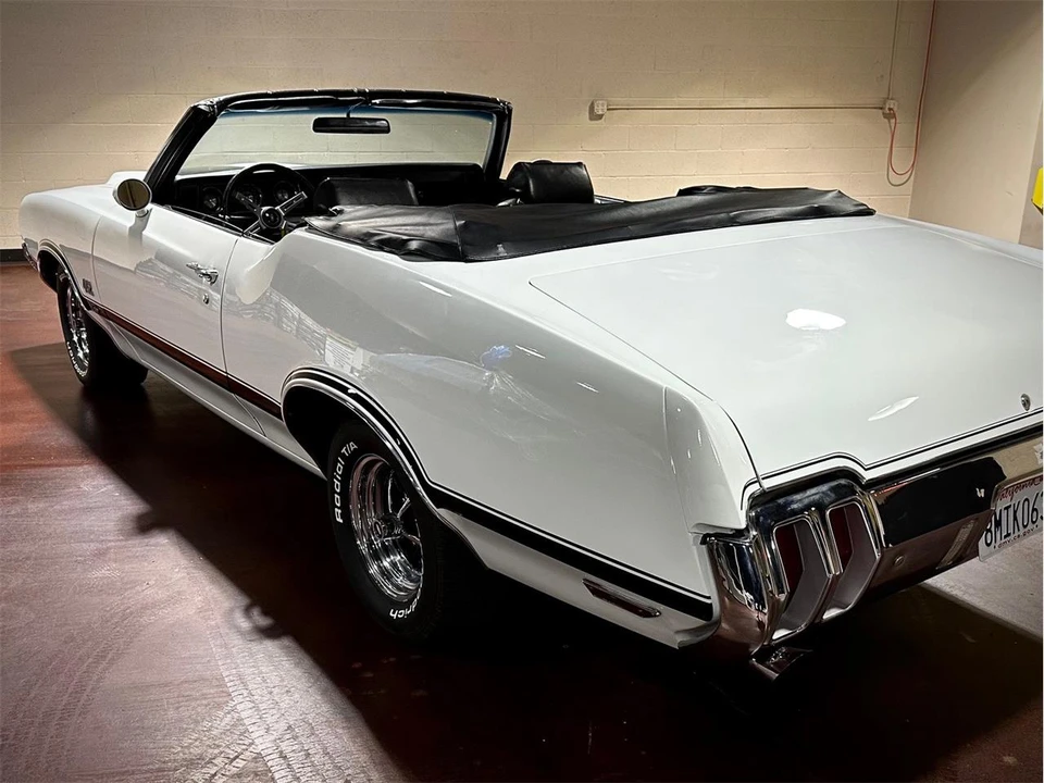 1970 Oldsmobile 442 2nd Gen - Image 15 of 31