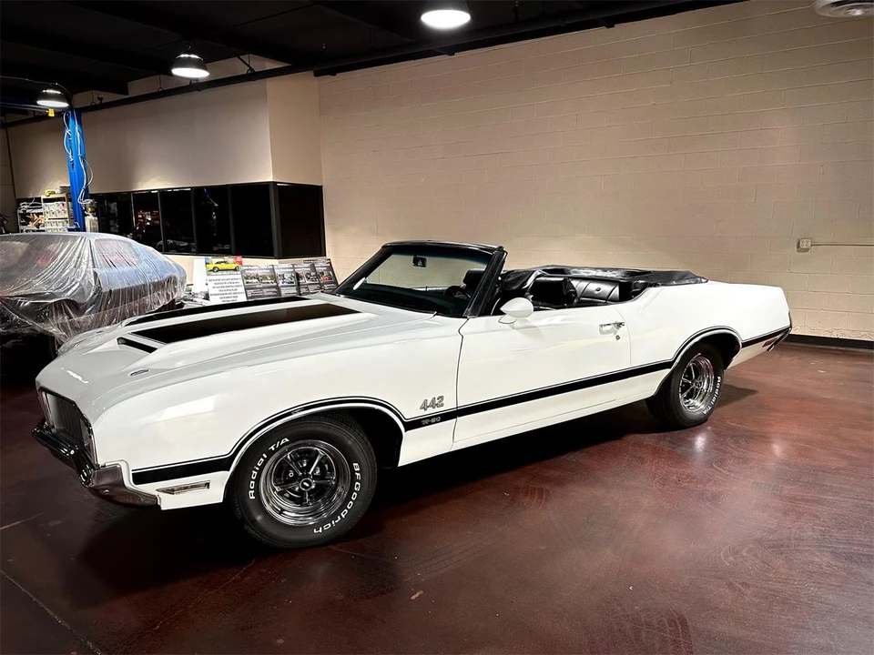1970 Oldsmobile 442 2nd Gen - Image 17 of 31