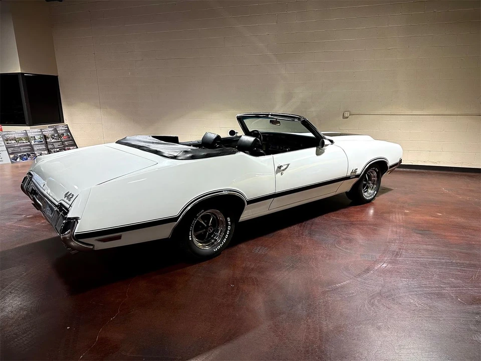 1970 Oldsmobile 442 2nd Gen - Image 29 of 31