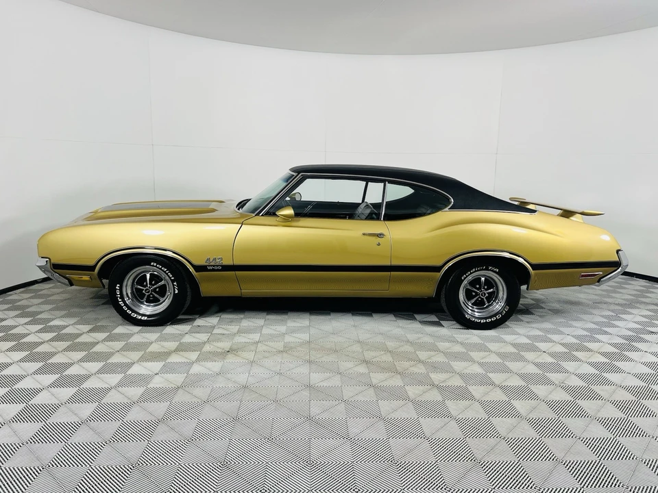 1970 Oldsmobile 442 2nd Gen - Image 9 of 21