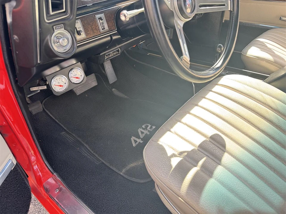 1970 Oldsmobile 442 2nd Gen - Image 22 of 31