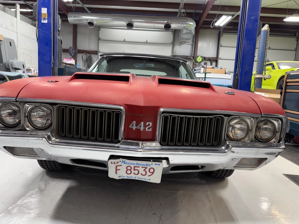 1970 Oldsmobile 442 2nd Gen - Image 2 of 21
