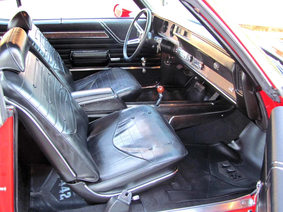1970 Oldsmobile 442 2nd Gen - Image 8 of 17