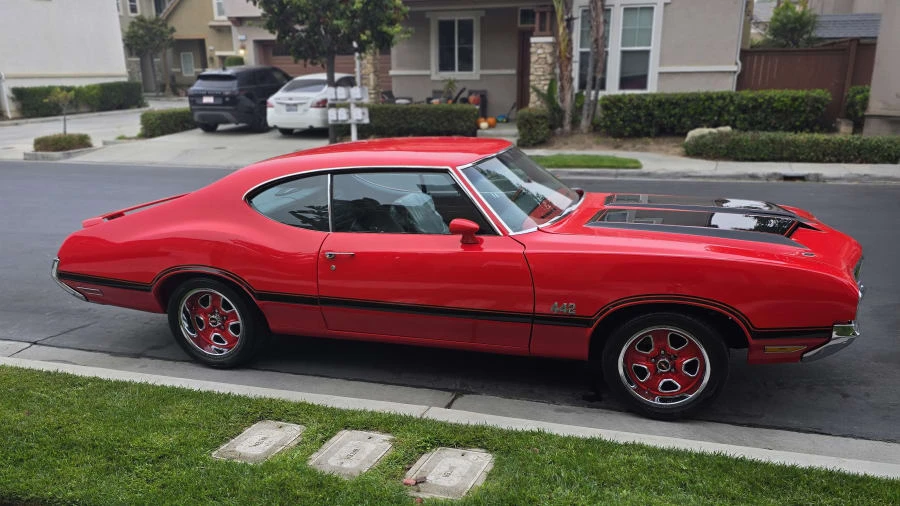 1970 Oldsmobile 442 2nd Gen - Image 2 of 14
