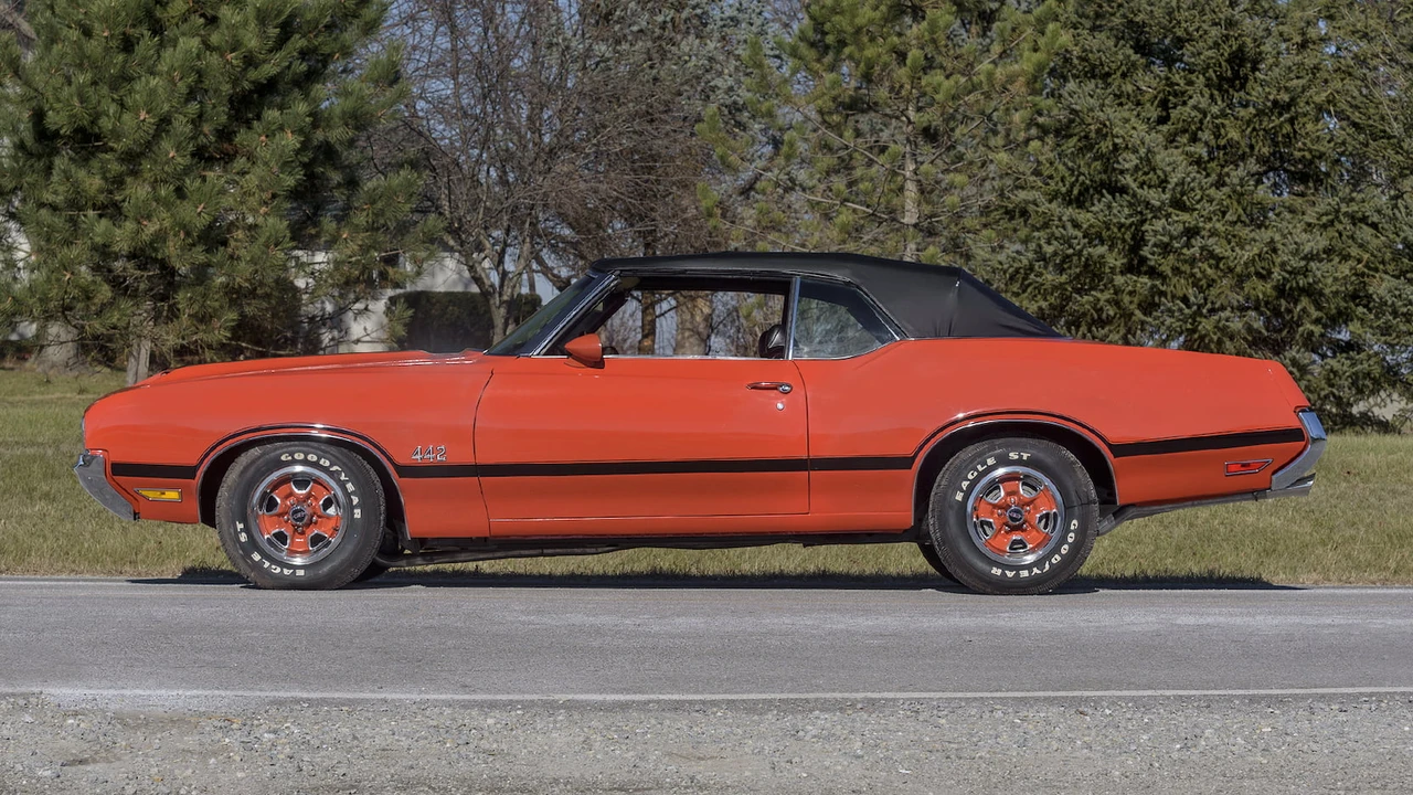 1970 Oldsmobile 442 2nd Gen - Image 2 of 31