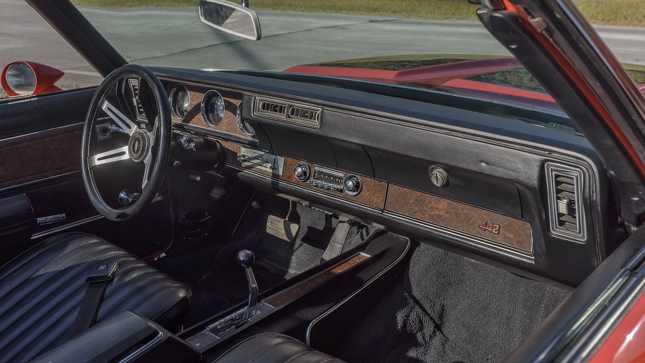 1970 Oldsmobile 442 2nd Gen - Image 15 of 31