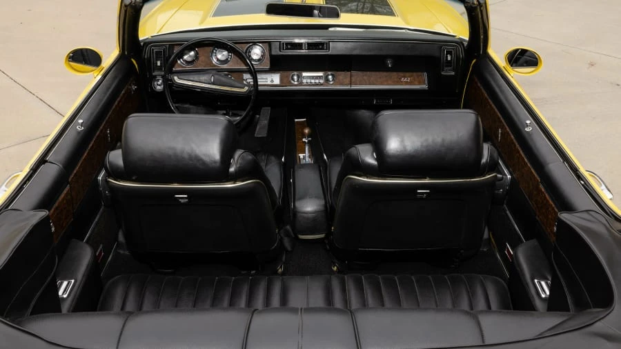 1970 Oldsmobile 442 2nd Gen - Image 17 of 28