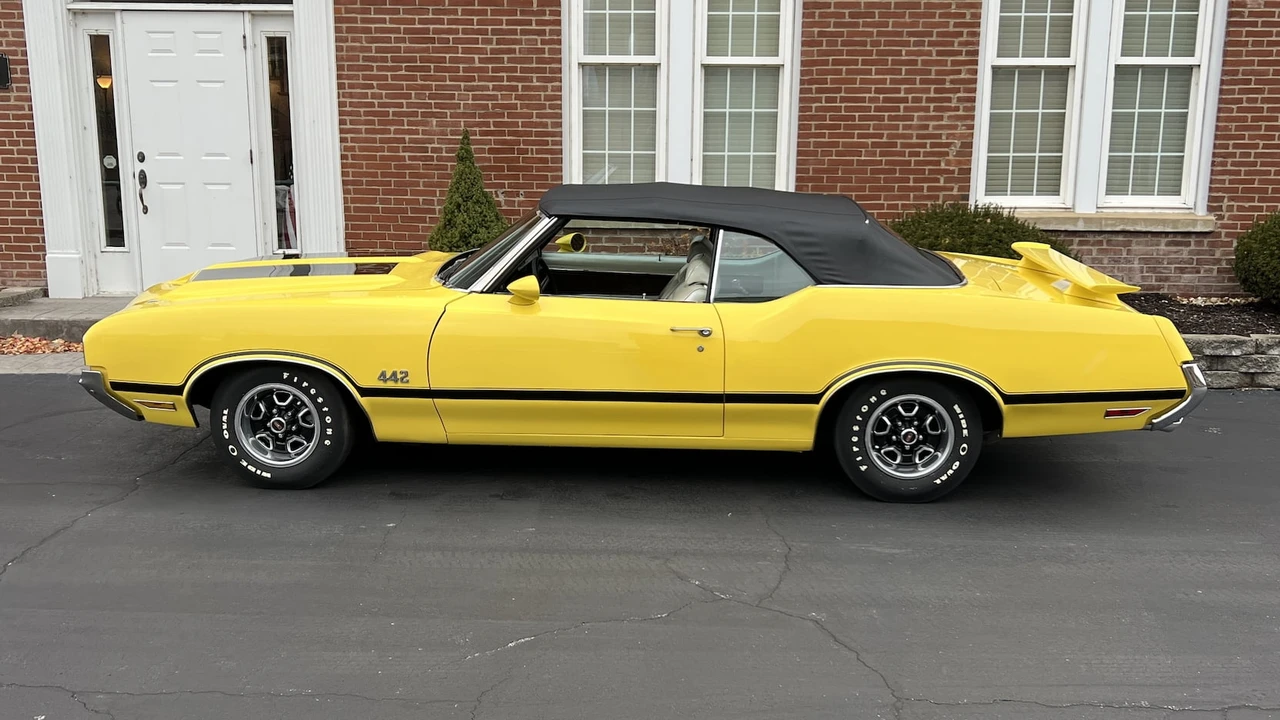 1970 Oldsmobile 442 2nd Gen - Image 2 of 9