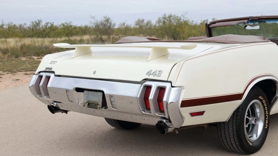 1970 Oldsmobile 442 2nd Gen - Image 9 of 12