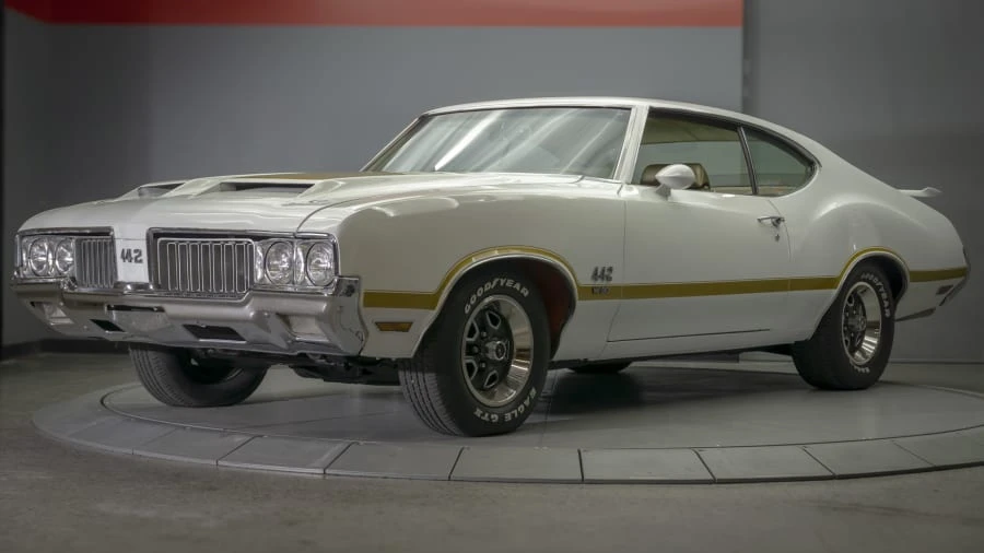 1970 Oldsmobile 442 2nd Gen - Image 13 of 31