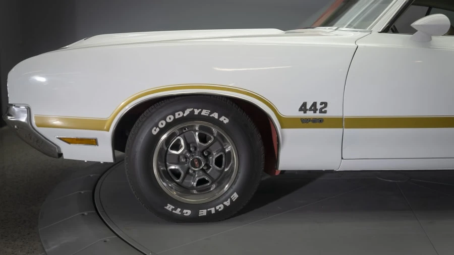 1970 Oldsmobile 442 2nd Gen - Image 22 of 31