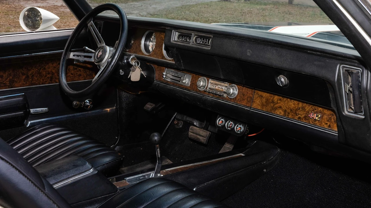 1970 Oldsmobile 442 2nd Gen - Image 5 of 31