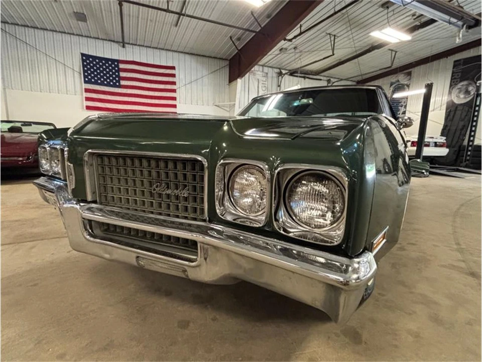 1970 Oldsmobile 98 - Image 10 of 31