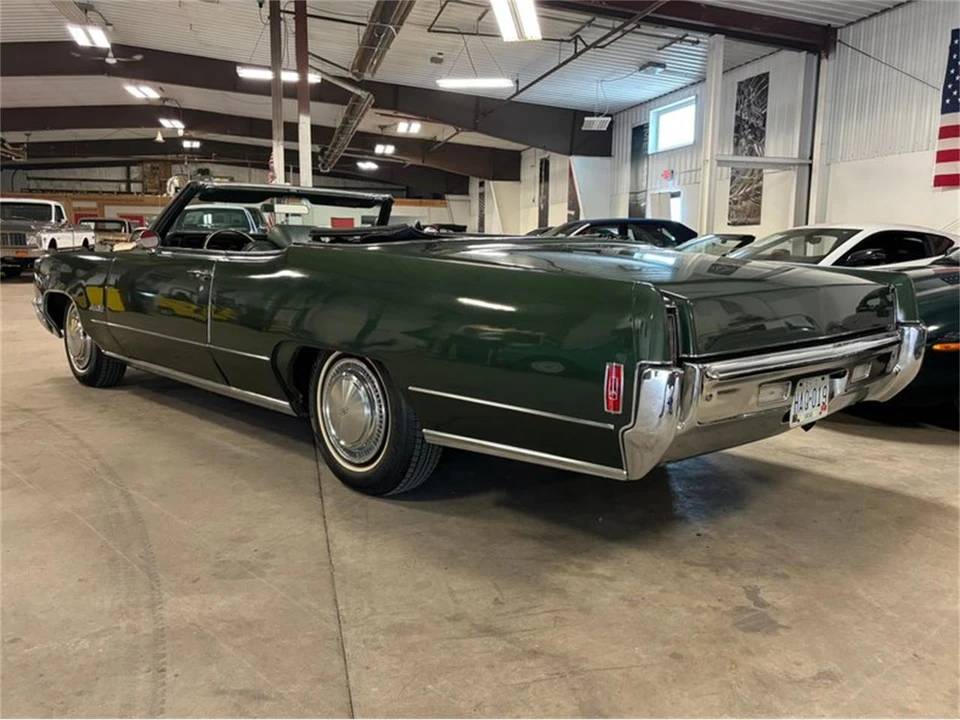 1970 Oldsmobile 98 - Image 29 of 31