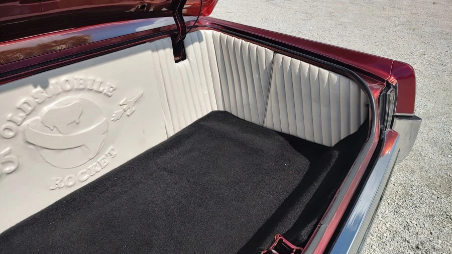 1970 Oldsmobile 98 - Image 22 of 26