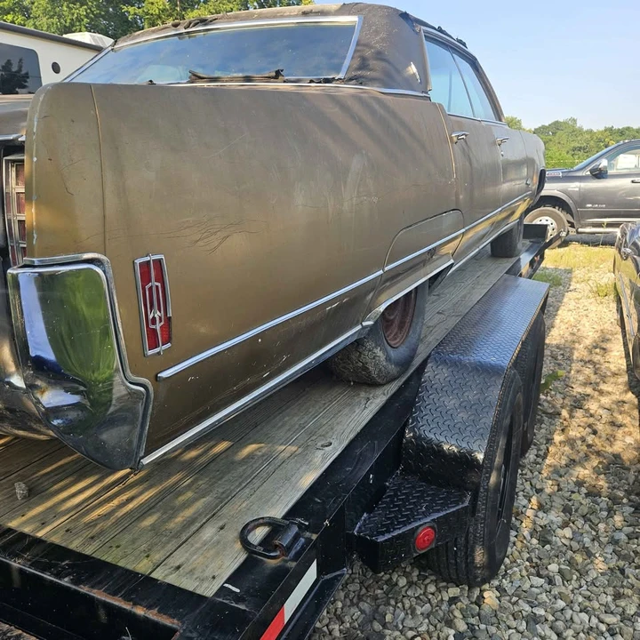 1970 Oldsmobile 98 - Image 8 of 9