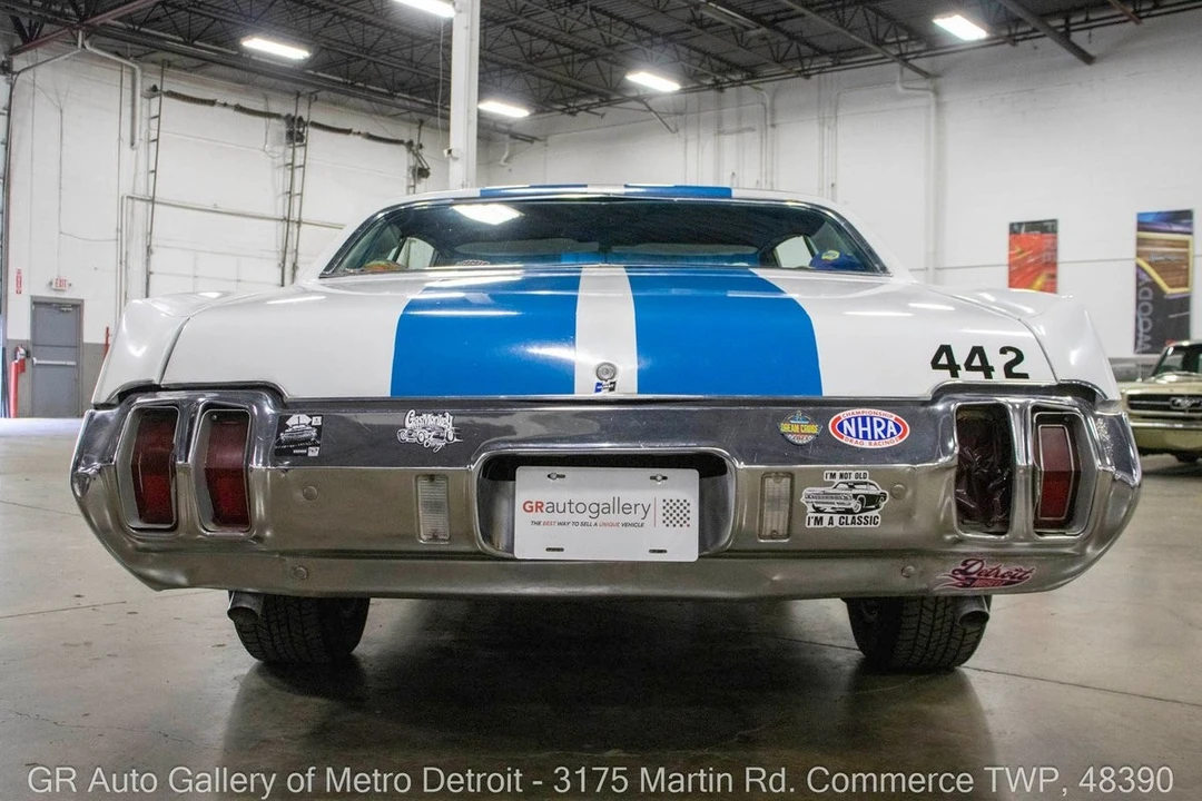 1970 Oldsmobile Cutlass 3rd Gen - Image 6 of 12