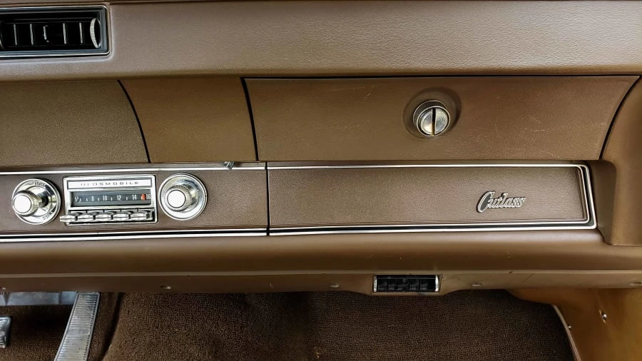 1970 Oldsmobile Cutlass 3rd Gen - Image 10 of 20