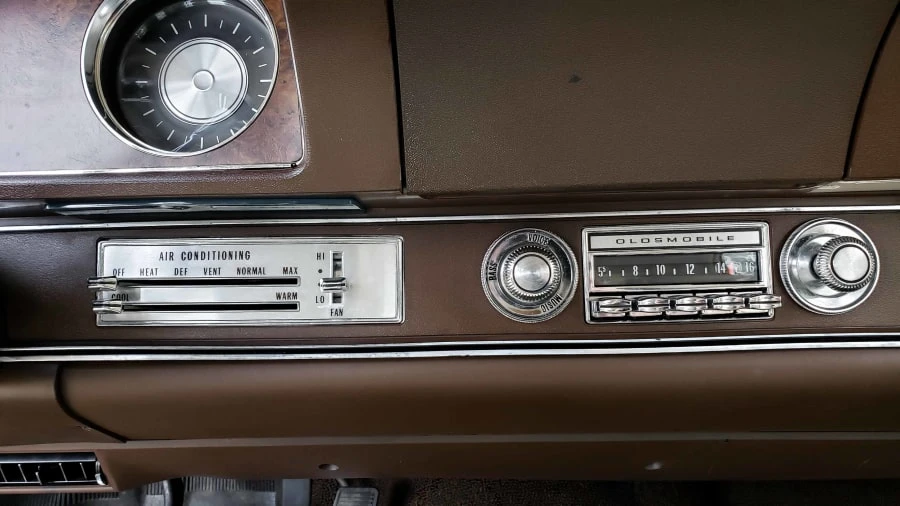 1970 Oldsmobile Cutlass 3rd Gen - Image 13 of 20