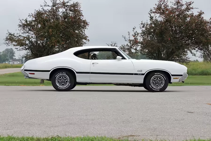 1970 Oldsmobile Cutlass 3rd Gen - Image 9 of 26