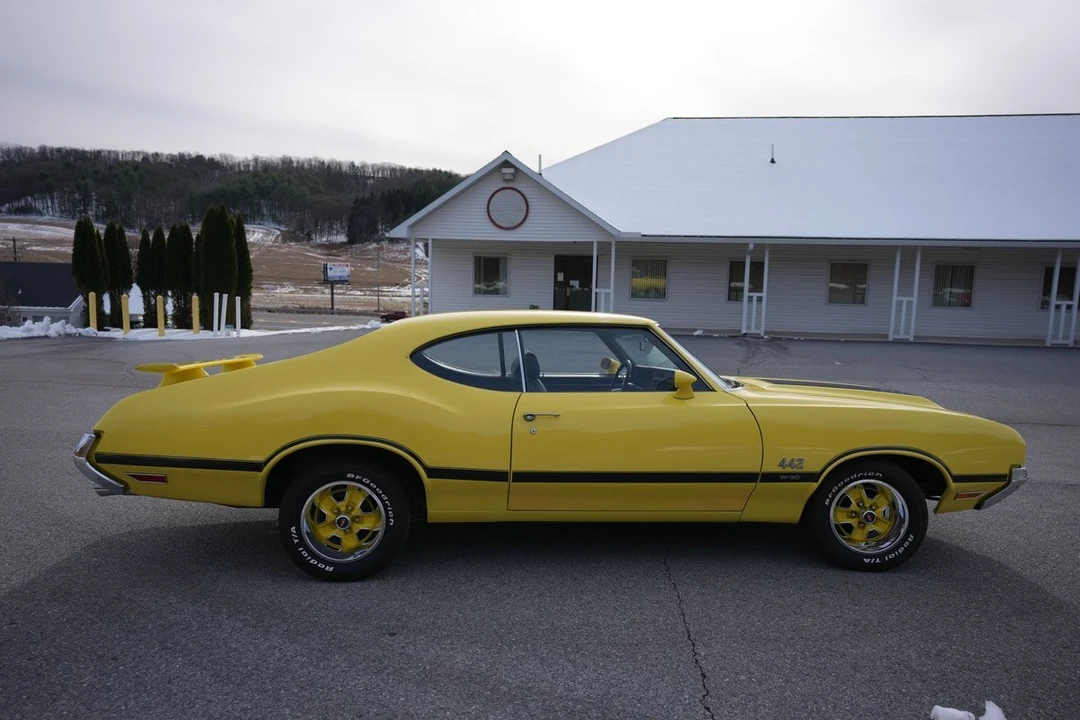 1970 Oldsmobile Cutlass 3rd Gen - Image 16 of 21
