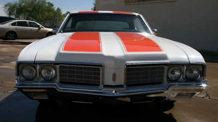 1970 Oldsmobile Cutlass 3rd Gen - Image 9 of 13