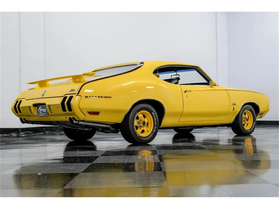 1970 Oldsmobile Cutlass 3rd Gen - Image 26 of 31