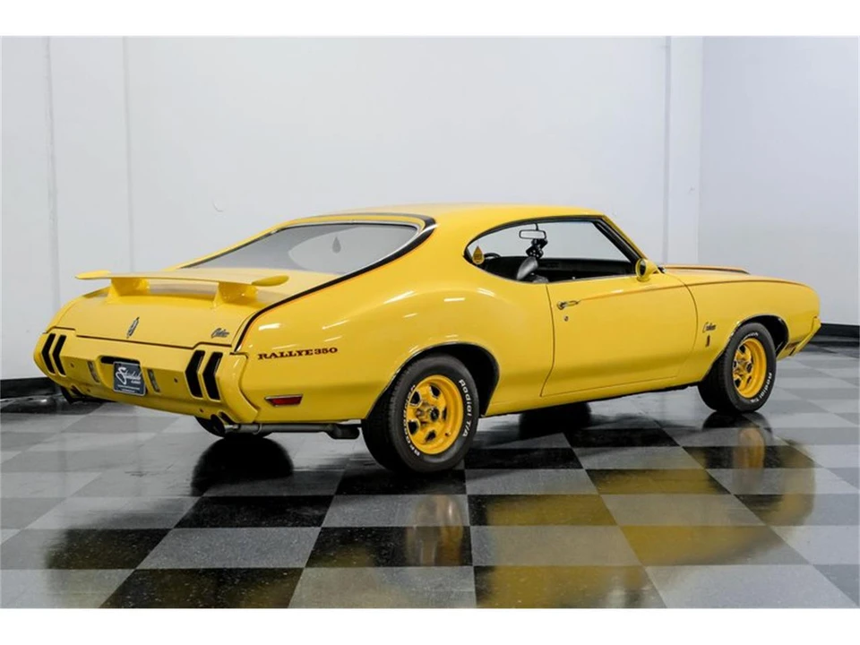 1970 Oldsmobile Cutlass 3rd Gen - Image 11 of 31