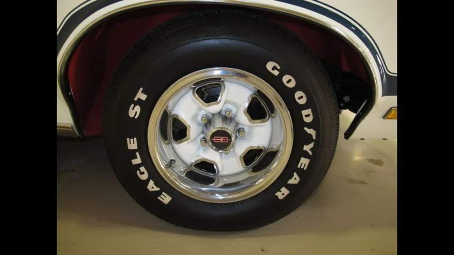 1970 Oldsmobile Cutlass 3rd Gen - Image 9 of 9