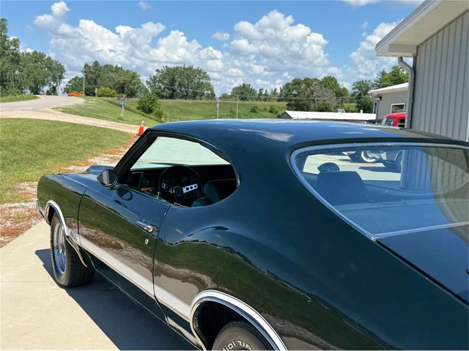 1970 Oldsmobile Cutlass 3rd Gen - Image 7 of 31