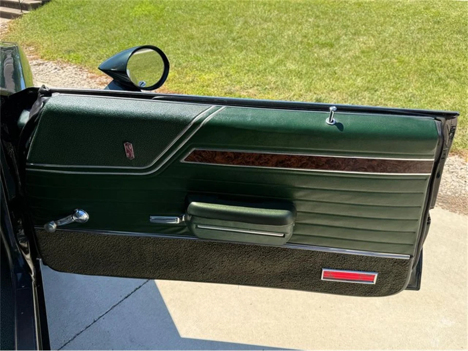 1970 Oldsmobile Cutlass 3rd Gen - Image 22 of 31