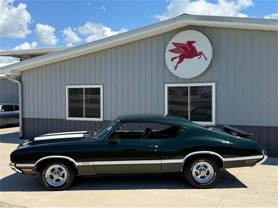 1970 Oldsmobile Cutlass 3rd Gen - Image 2 of 31