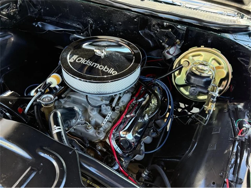 1970 Oldsmobile Cutlass 3rd Gen - Image 9 of 31