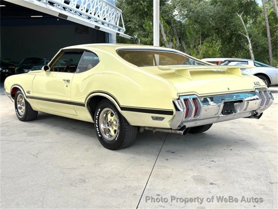 1970 Oldsmobile Cutlass 3rd Gen - Image 9 of 10