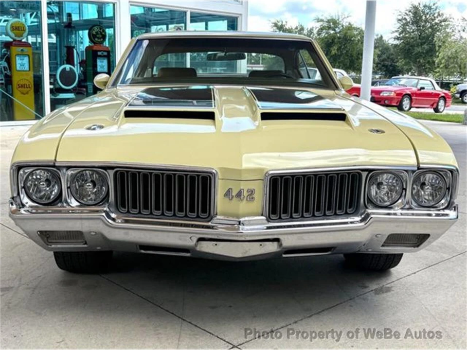 1970 Oldsmobile Cutlass 3rd Gen - Image 2 of 10