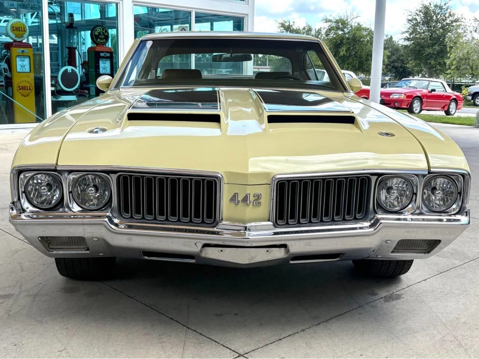 1970 Oldsmobile Cutlass 3rd Gen - Image 2 of 31