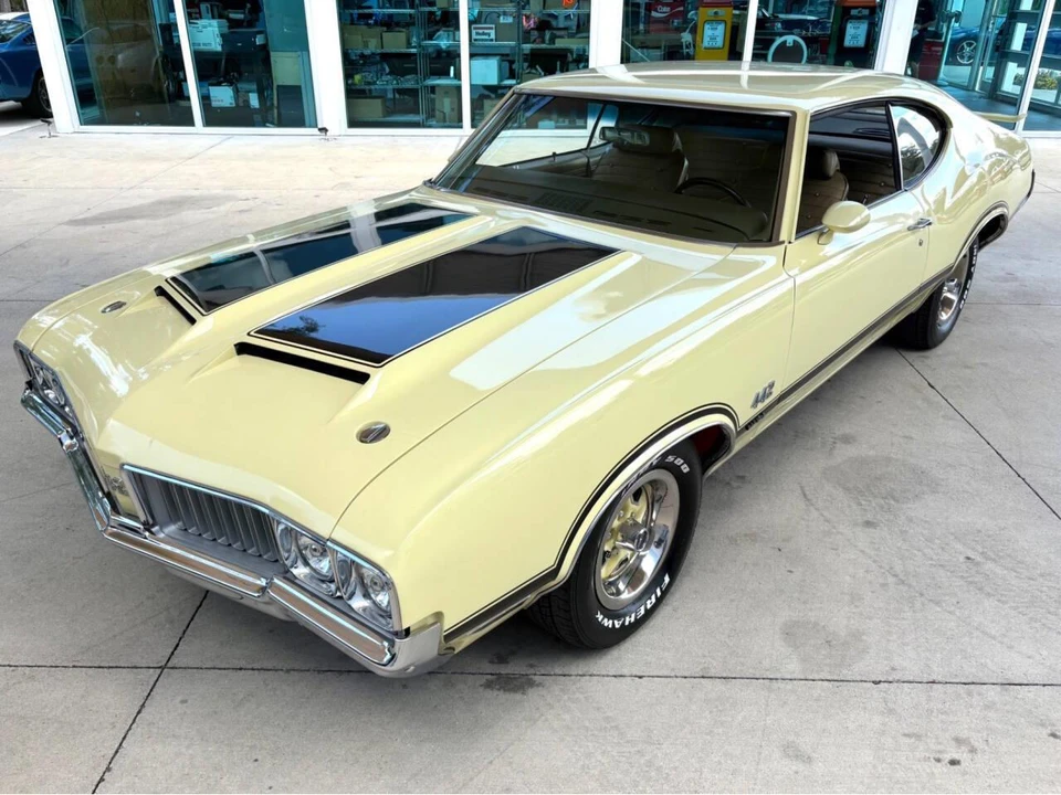 1970 Oldsmobile Cutlass 3rd Gen - Image 20 of 31