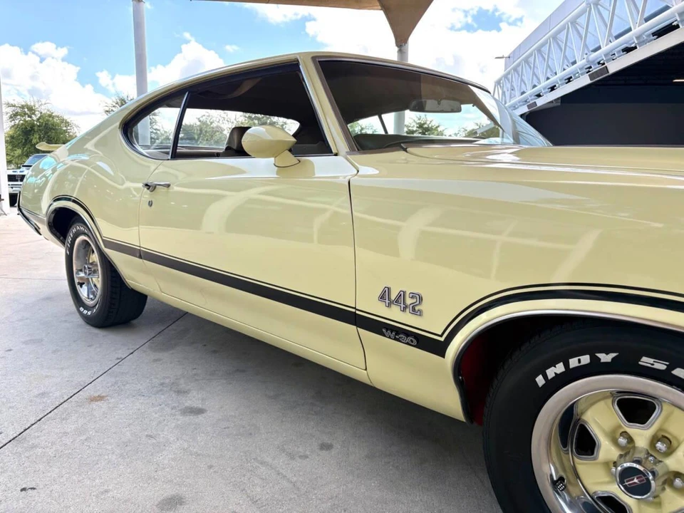 1970 Oldsmobile Cutlass 3rd Gen - Image 18 of 31