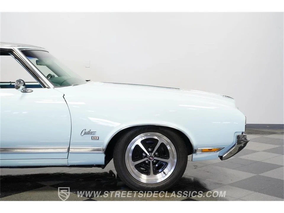 1970 Oldsmobile Cutlass 3rd Gen - Image 29 of 31