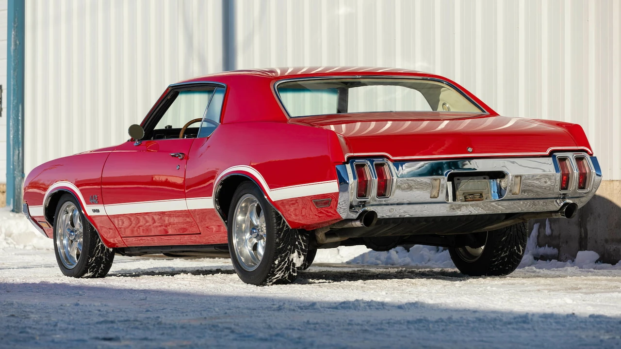 1970 Oldsmobile Cutlass 3rd Gen - Image 13 of 31