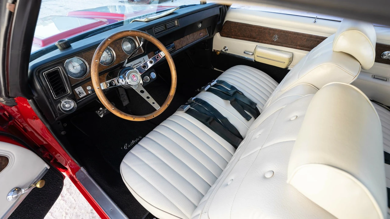 1970 Oldsmobile Cutlass 3rd Gen - Image 4 of 31