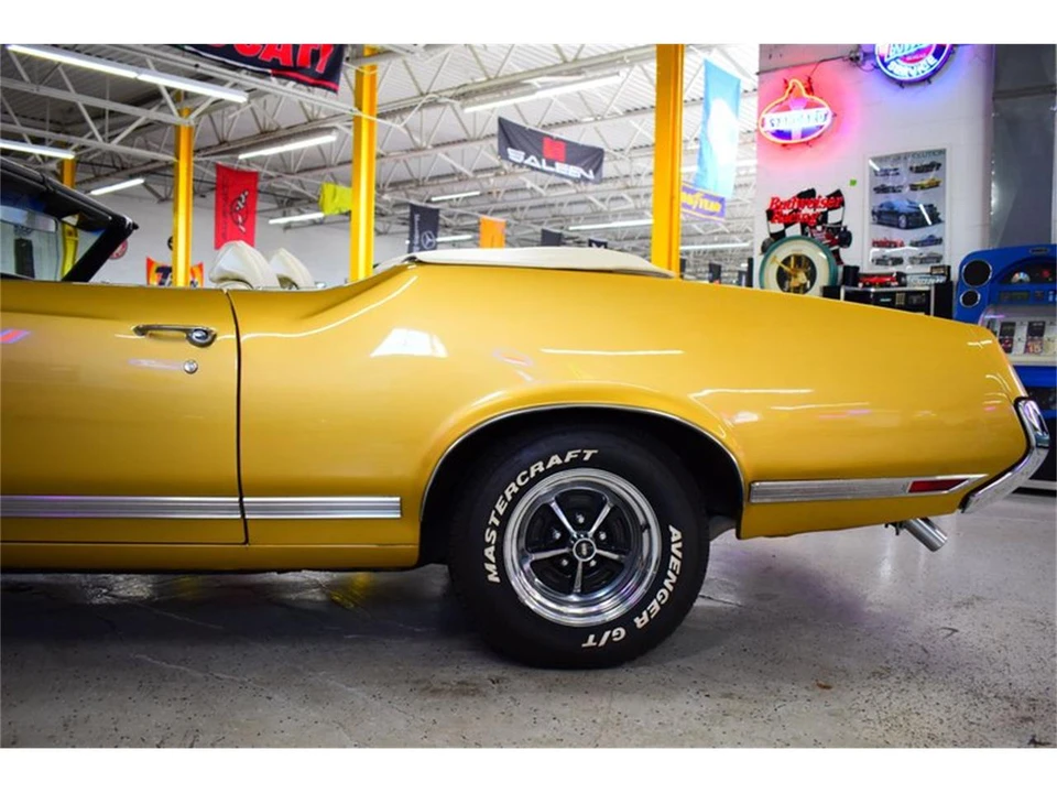 1970 Oldsmobile Cutlass 3rd Gen - Image 22 of 31