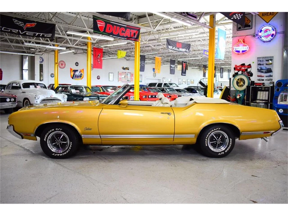 1970 Oldsmobile Cutlass 3rd Gen - Image 18 of 31