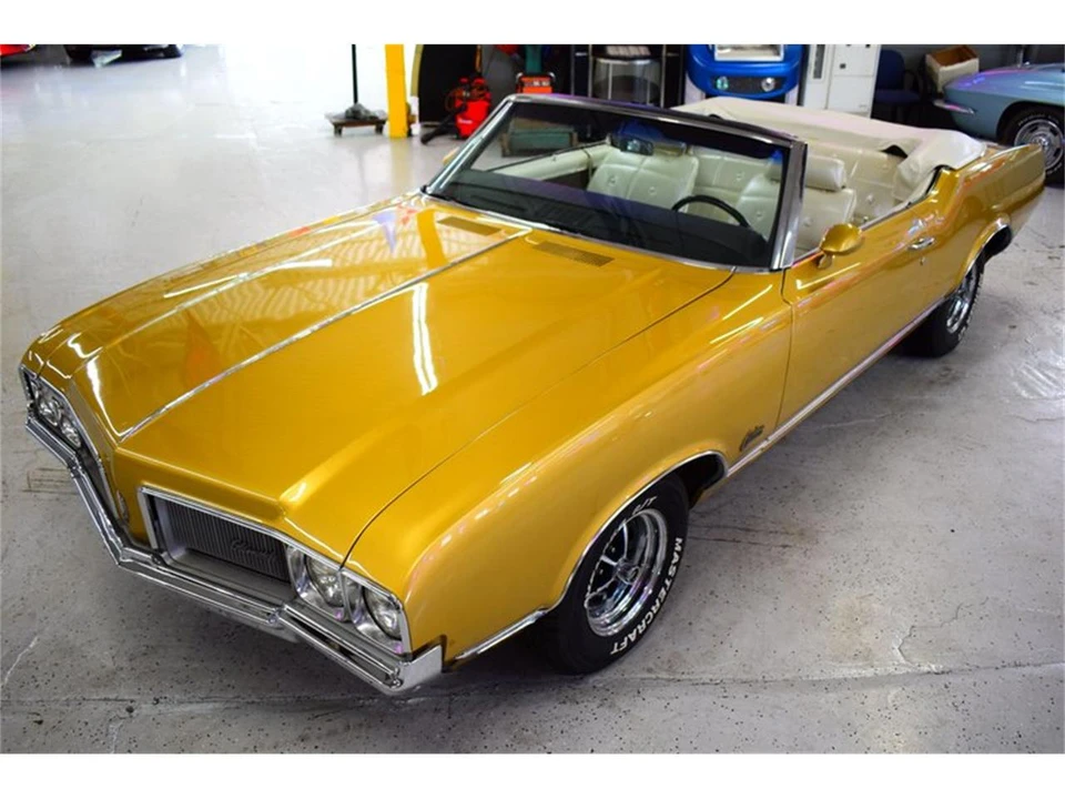 1970 Oldsmobile Cutlass 3rd Gen - Image 24 of 31